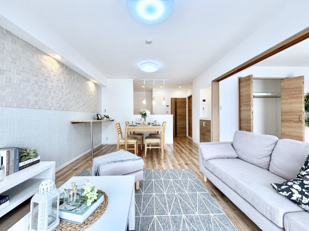 ���r���O ���Ƒ��̓��₩�Șb�����ŕ�܂�閾�邢���r���O  