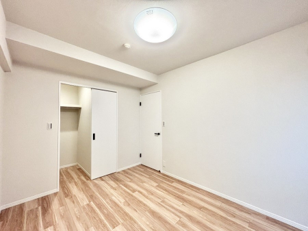 �q������ ���q���܂̂������Ƃ��Ă��I�ߗނ̐������ڂɕ֗��ȃN���[�[�b�g�t���̗m���B