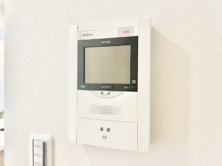 ���̑����� TV���j�^�[�t�C���^�[�t�H�����t���Ă��ăZ�L�����e�B�[��  
