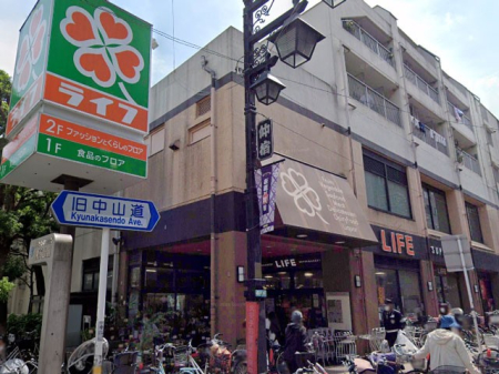 ���ӊ� �X�[�p�[ 800m ���C�t���h�X