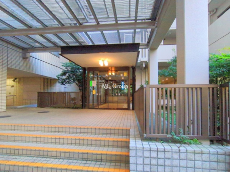 �G���g�����X -