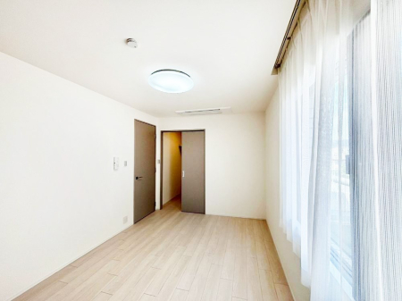 ���ӊ� �X�[�p�[ 900m ���C�t�o���X