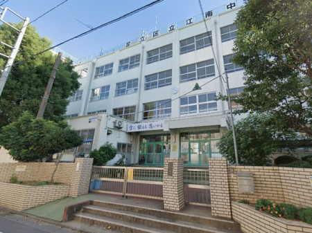 ���ӊ� ���w�Z 300m �����旧�]�쒆�w�Z