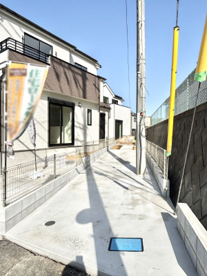  �����Ɍ������Ȃ����ԃX�y�[�X�B