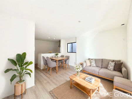 ���r���O ���Ƒ��̓��₩�Șb�����ŕ�܂�閾�邢���r���O  ���Ƌ��CG�ł�