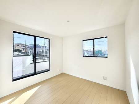 ���̑����� �o���R�j�[���J�������v���X���Ă����m��