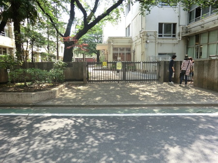 ���ӊ� ���w�Z 600m ���n�旧��ΐ_�䏬�w�Z