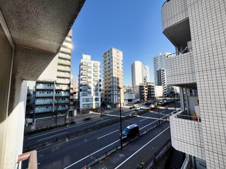 ���̑� �o���R�j�[����̒��]�ł�