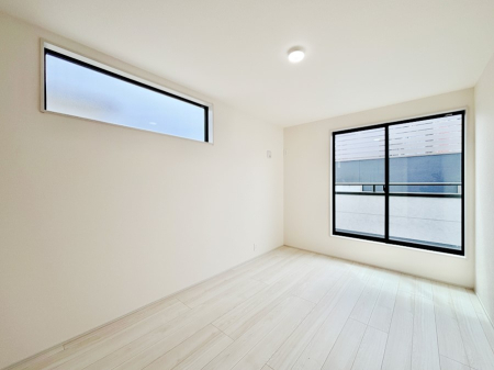 �Q�� ���邢�o���R�j�[�T�C�h�ɗm����ݒu�B�ڊo�߂̗ǂ��Q���ɁB�@