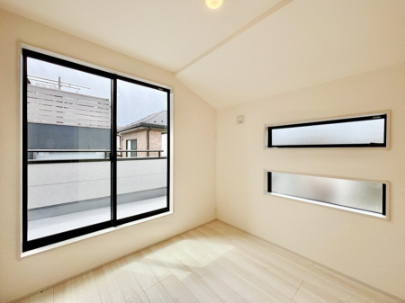 ���̑����� �o���R�j�[���J�������v���X���Ă����m��  �@