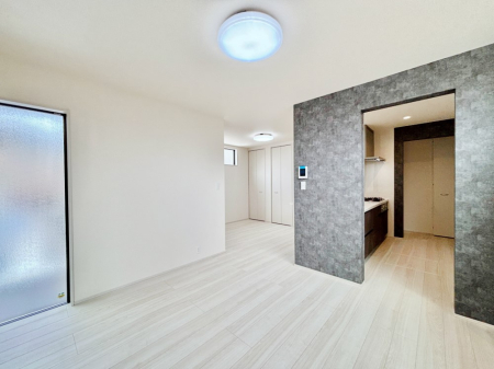 ���r���O �Ƒ��c���̎��Ԃ����������Ȃ��났�̃��r���O�_�C�j���O�B   �@