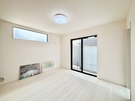 ���̑����� �Ƒ������R�ƏW�܂�e���̃X�y�[�X�ɂȂ肻���@