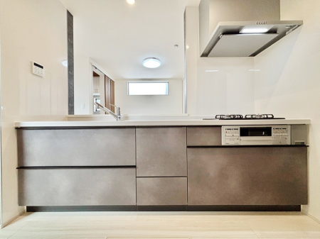 �L�b�`�� �������������I�ɁA�y�����I�V�X�e���L�b�`��  �@