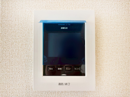 ���̑����� TV���j�^�[�t�C���^�[�t�H�����t���Ă��ăZ�L�����e�B�[��