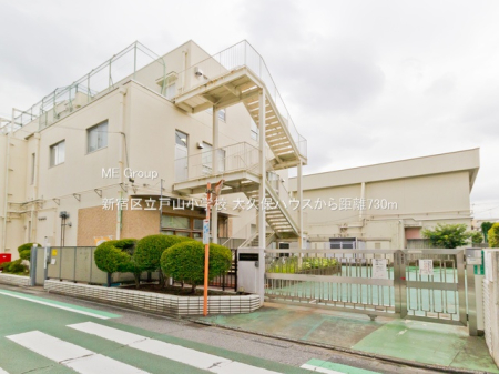 ���ӊ� ���w�Z 730m �V�h�旧�ˎR���w�Z