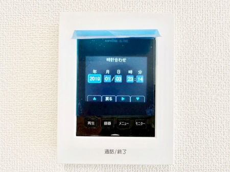 ���̑����� TV���j�^�[�t�C���^�[�t�H�����t���Ă��ăZ�L�����e�B�[��
