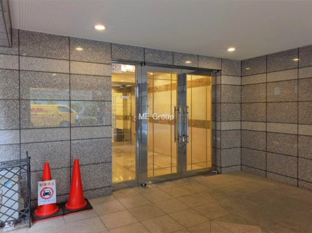 �G���g�����X -