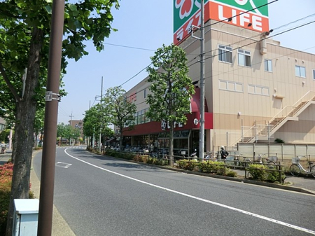 ���ӊ� �X�[�p�[ 300m ���C�t�����X