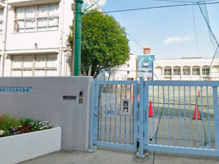 ���ӊ� ���w�Z 500m ���c�J�旧��q�ʐ쏬�w�Z