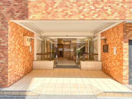 �G���g�����X -