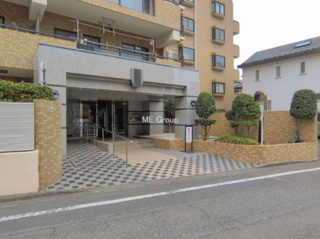 �G���g�����X -