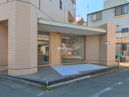 �G���g�����X -