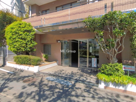 �G���g�����X -