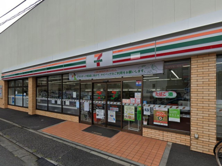 ���ӊ� �R���r�j 300m �Z�u��-�C���u�� �������ۖ؊ԂS���ړX