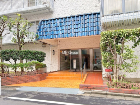 �G���g�����X -