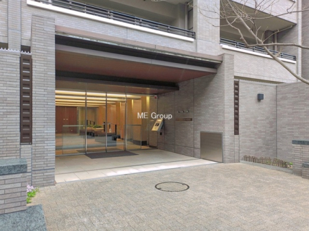 �G���g�����X -