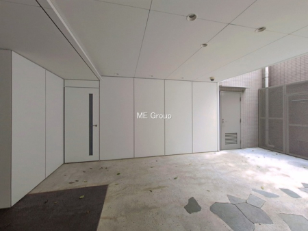 �G���g�����X -