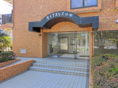 �G���g�����X -