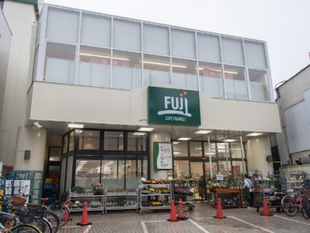 ���ӊ� �X�[�p�[ 700m FUJI �p��X