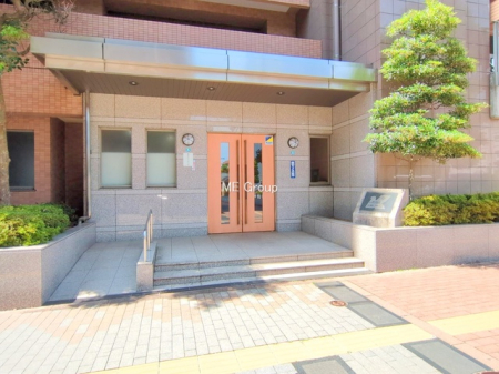 �G���g�����X -