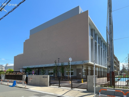 ���ӊ� ���w�Z 1400m �����旧���l�������w�Z