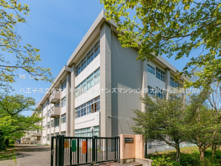 ���ӊ� ���w�Z 1270m �����q�s�����򒆊w�Z