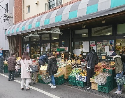 ���ӊ� �X�[�p�[ 600m �X�[�p�[�V�}�_�� ��˓X