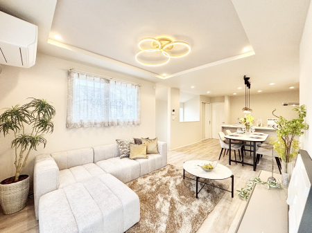 ���r���O �������������͋C�̂k�c�j�͉Ƒ��݂�Ȃ̉��K���