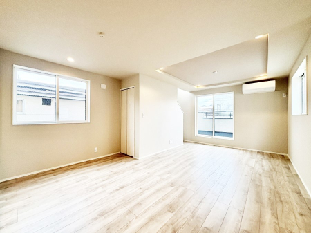 ���r���O �傫�ȑ����炽���Ղ�̗z���ƕ����������郊�r���O