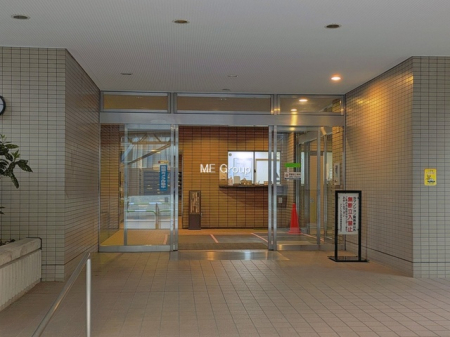 �G���g�����X -