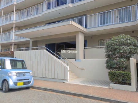 �G���g�����X -