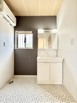 ���ʑ�E���ʏ� ���[�͂Ƌ@�\���ɗD�ꂽ���ʉ��ϑ�    