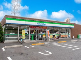 ���ӊ� �R���r�j 200m �t�@�~���[�}�[�g ���������{���l���ړX