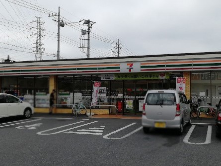 ���ӊ� �R���r�j 700m �Z�u��-�C���u�� ����ғX