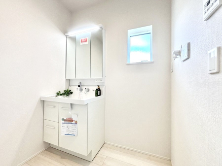 ���ʑ�E���ʏ� ���邢���ʏ��͖����̐g�x�x���y�����ł����Ⴂ�����ł��B