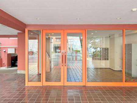 �G���g�����X -