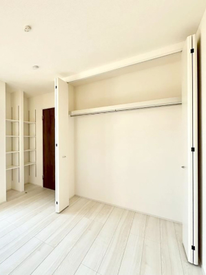 ���[ �����Ղ�̎��[�X�y�[�X�ŉ��K�ɕ�点���� 