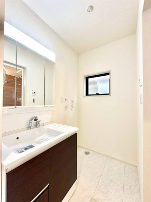 ���ʑ�E���ʏ� ���邢���ʏ��͖����̐g�x�x���y�����ł����Ⴂ�����ł��B