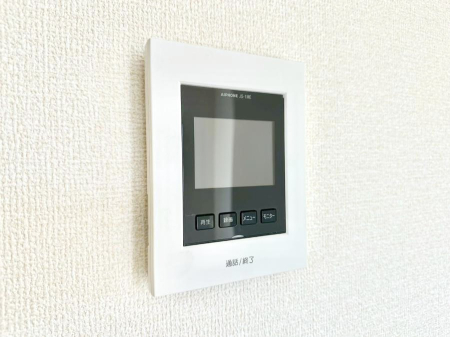 ���̑����� TV���j�^�[�t�C���^�[�t�H�����t���Ă��ăZ�L�����e�B�[��