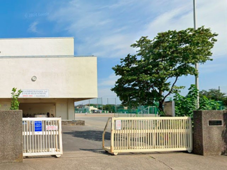 ���ӊ� ���w�Z 950m �����R�s����񒆊w�Z